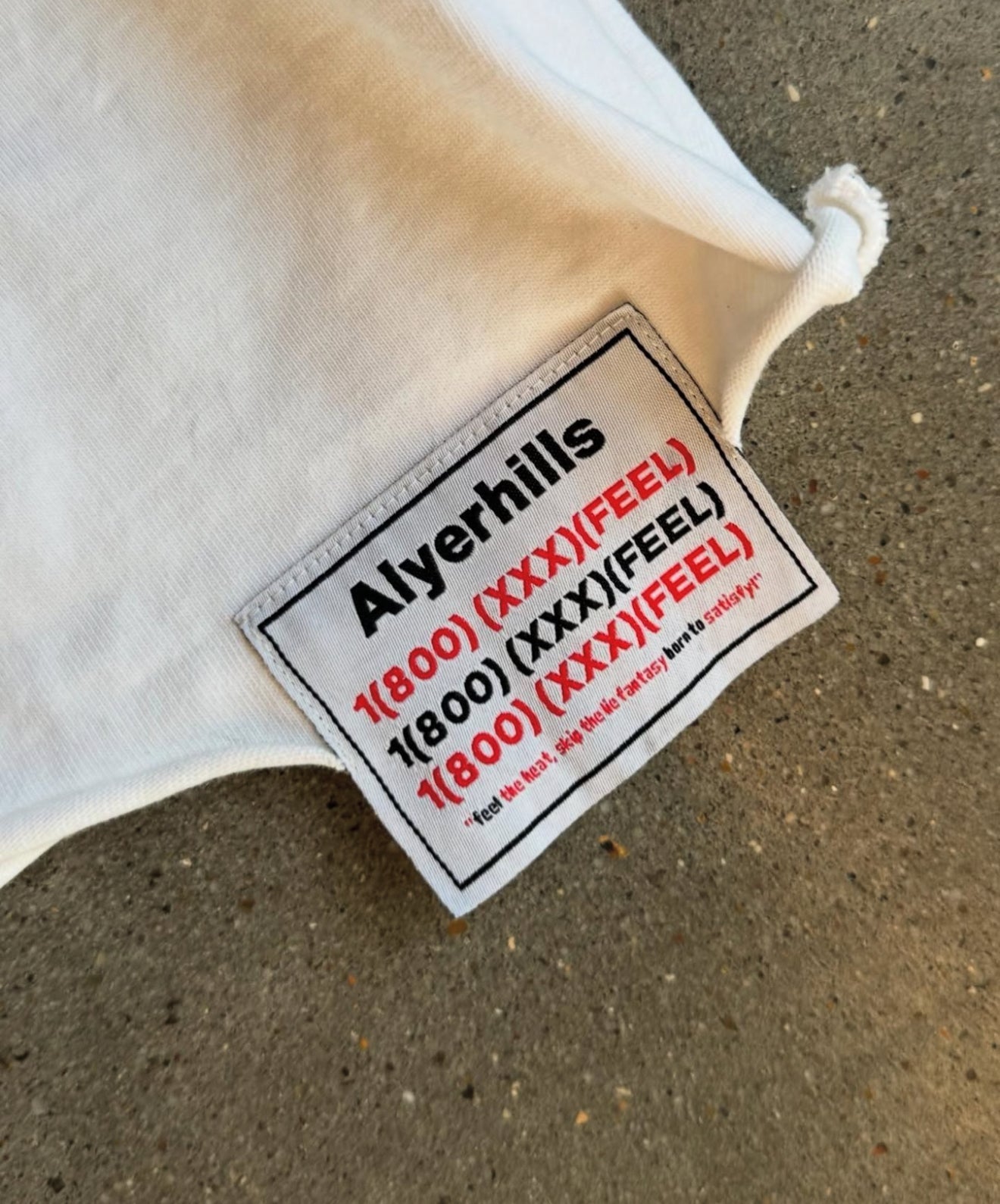 SLEEVELESS FANTASIES
