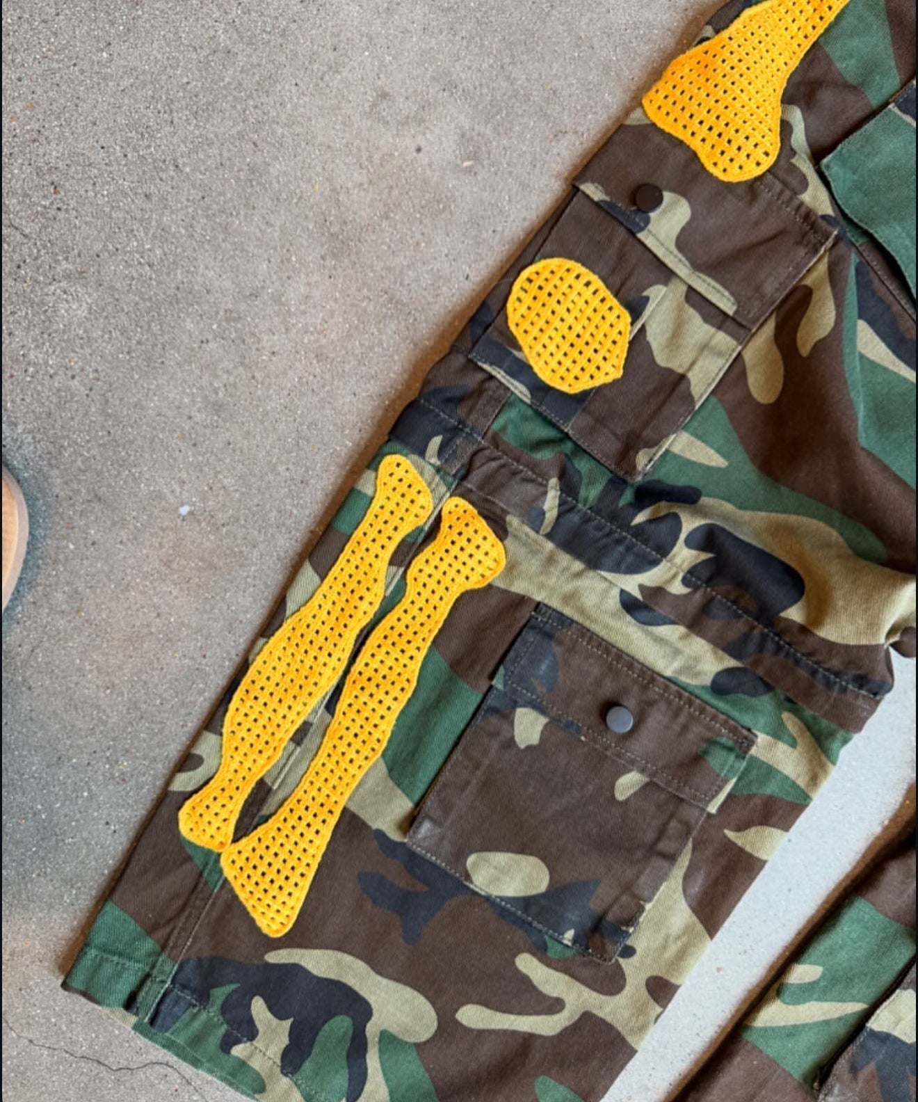 BONE CARGO PANTS